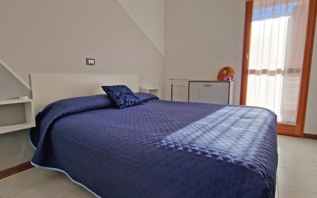 Bright Apartment Close to Ponente Beach - Beahost