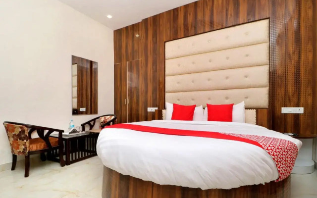 Capital O 26689 Grand Vista
