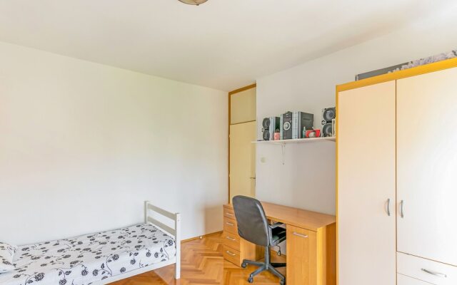 Fabulous Apartment in Zadar Near Seabeach and Nightlife
