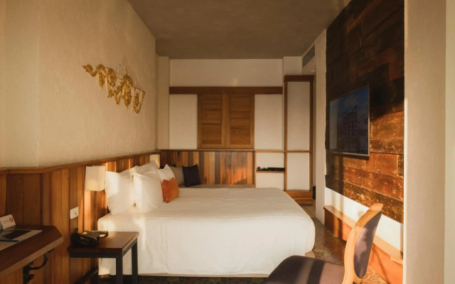 Natee The Riverfront Hotel Kanchanaburi