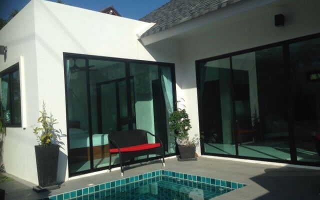 Iris Villa