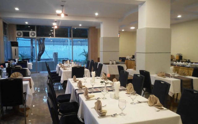 Hotel H Valley Yangon