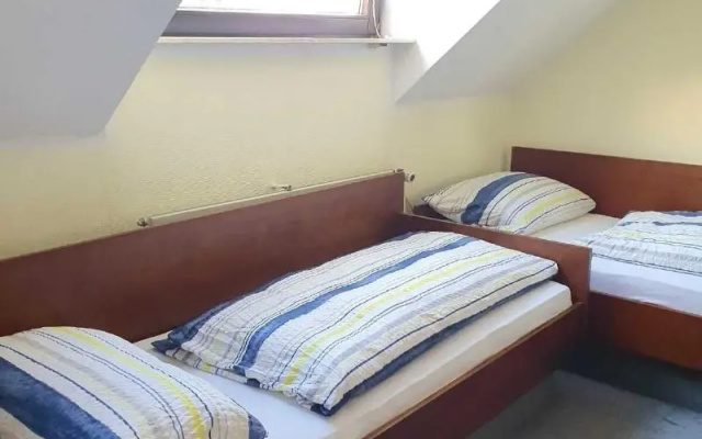 Hotel - Pension - Weller
