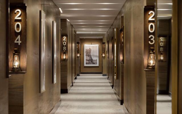 Hoodoo Moab, Curio Collection by Hilton