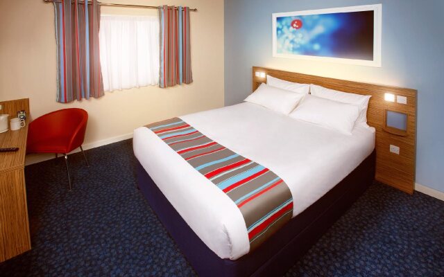 Travelodge Cardiff M4