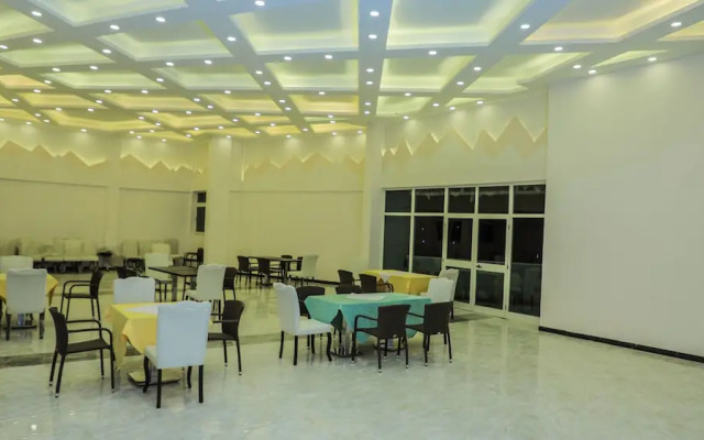 Garalay Hotel