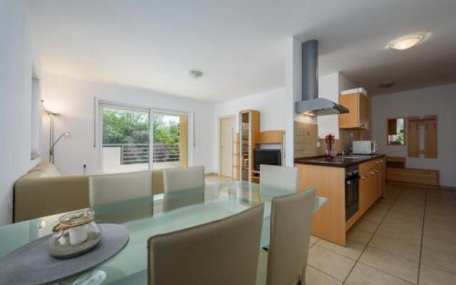 Apartments Adria