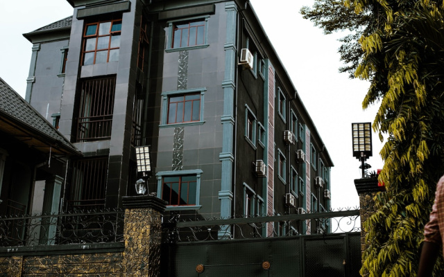 Jevenom Hotel