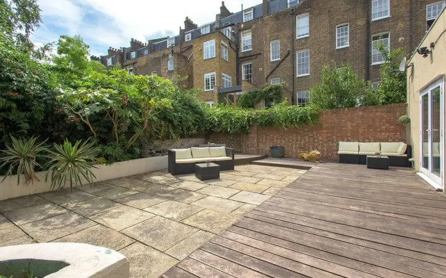 Platinum Apartment Mornington Crescent 9986