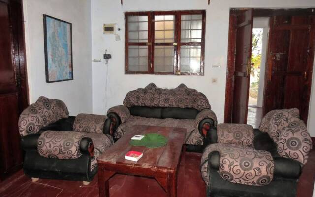 Room in Apartment - Relaxing Master Bedroom Ac In Quiet Shared House