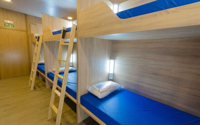 albergue gbc hostel