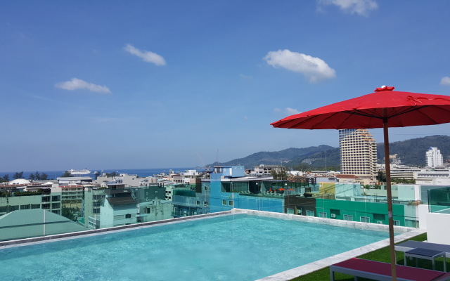 Neon Patong Hotel