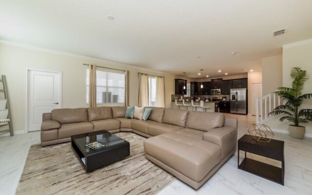 Champions Gate 6 Bedroom Villa