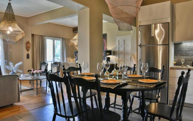 Luxury Apartment In The City Center