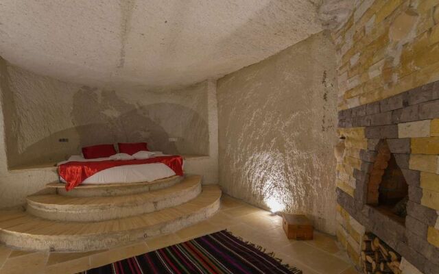 My Cave Suites