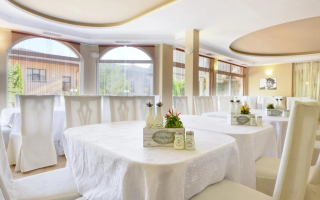 Alekta Hotel