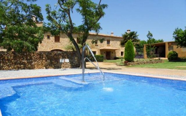 Masia Rural Can Poch