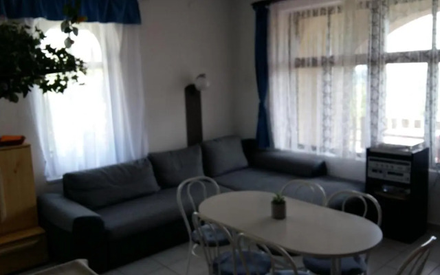 Anita Apartmanház