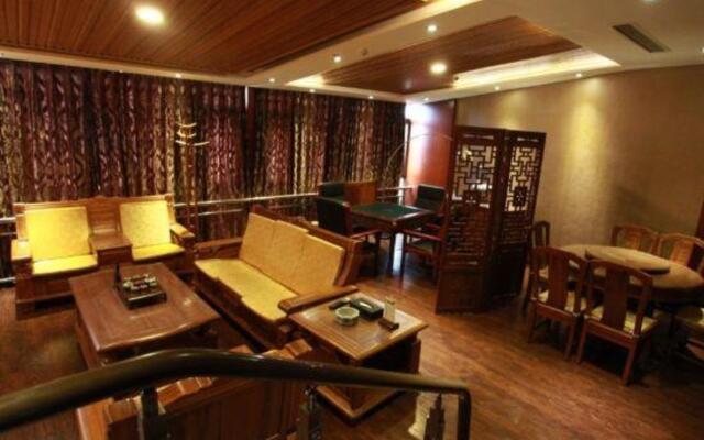 Zenec Elegant Hotel
