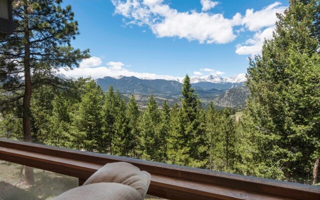 Griffin Family Vacation At Windcliff 4 Bedroom Home by RedAwning