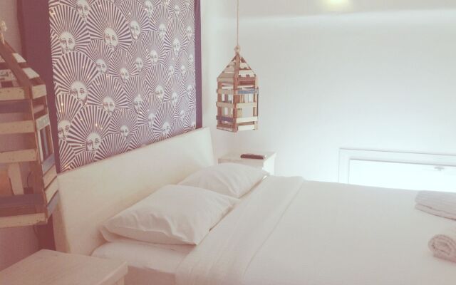 Marcia Suites