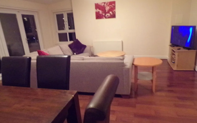 3 Bedroom Penthouse - City Centre Suites