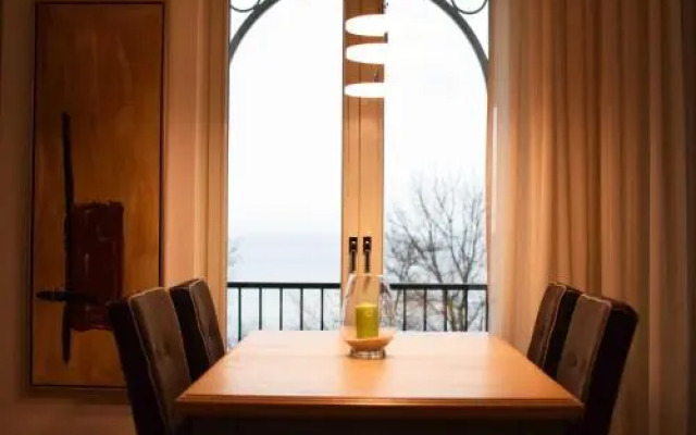 FIRST SELLIN Apartement 23