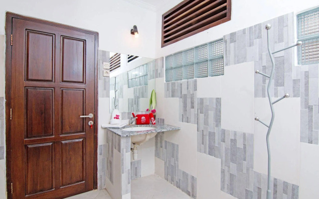 ZEN Premium Lovina Damai Hill Side