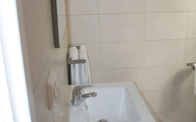 Arenal Pins Hostal