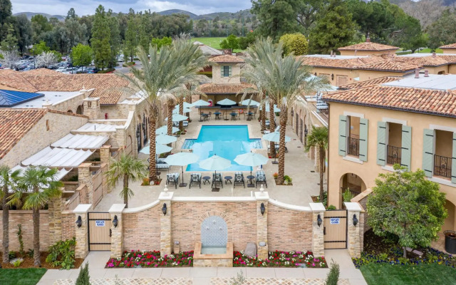 Westlake Village Inn