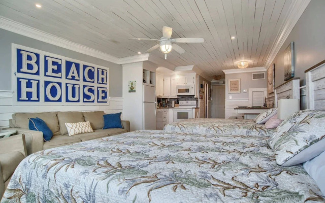 Seaside Villa Ocean View Studio!
