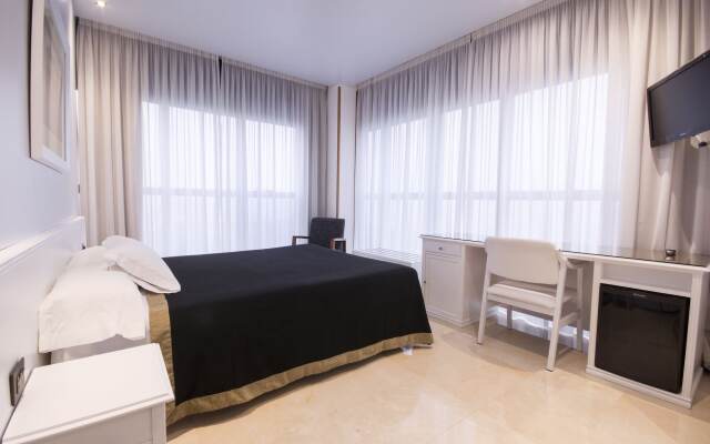 Hotel Auditorio Santiago & SPA