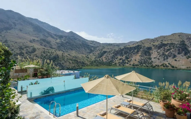 Villa Dafni Panoramic Lake View