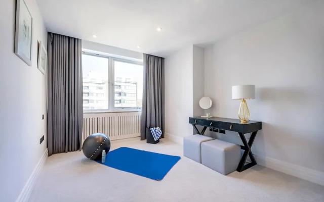 Regents Park Penthouse