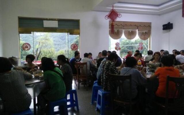 Zhexi Canyon Linhu Villa Hotel