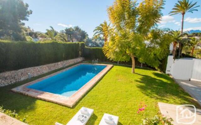 Abahana Villas Traviata