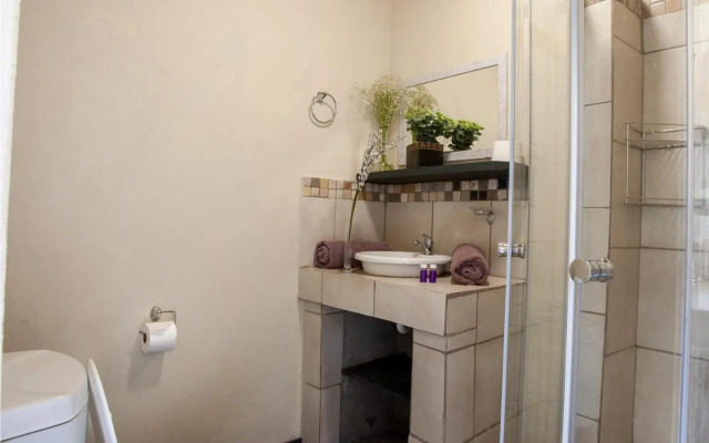 Bedrock Executive Honeymoon En-Suite