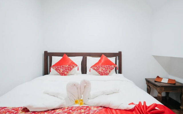 D'Tamblingan Guest House @ Taman Griya Jimbaran RedPartner (Minimum Stay 30 Nights) – Guest Rooms – Jimbaran