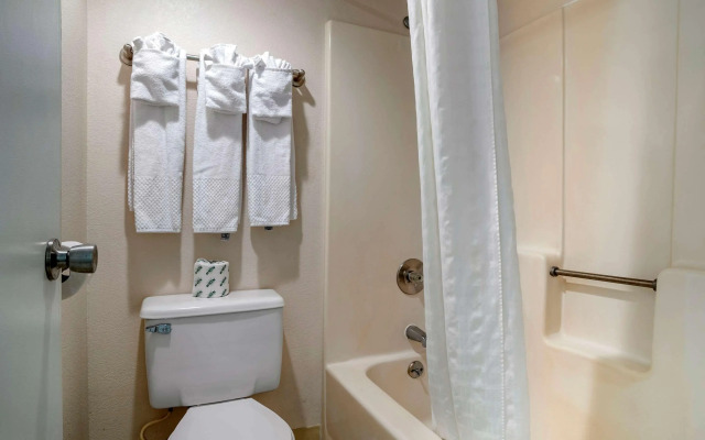 Econo Lodge Inn & Suites Rehoboth Beach