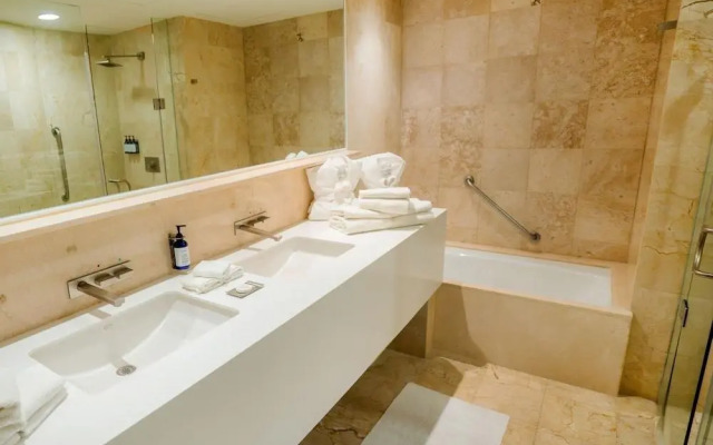 Doubletree By Hilton Santa Fe