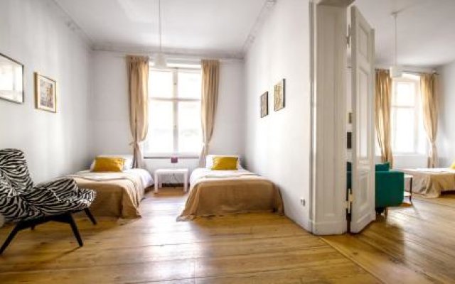 Old Town Centrum Residence Apartments (short term rental apartments near Poznań Old Marke Sqaure)