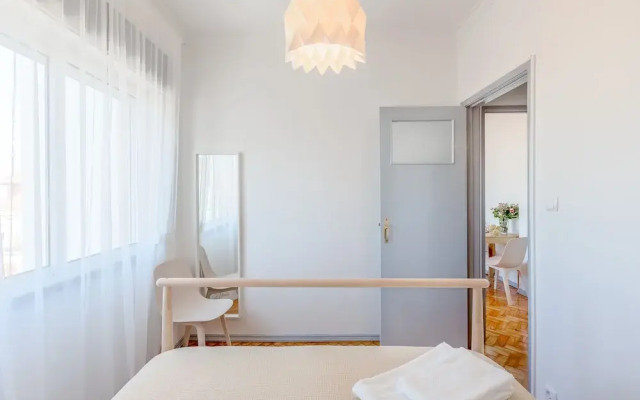 Renovated Sunny Apartment with Balcony, By TimeCooler