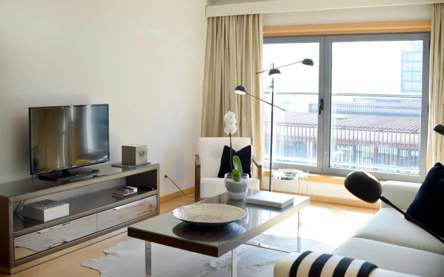 Panoramic Living
