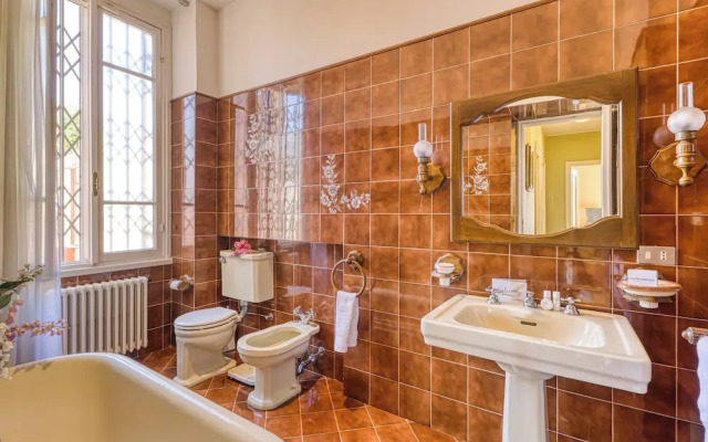 Timeless Escape Villa - Garden and Sea