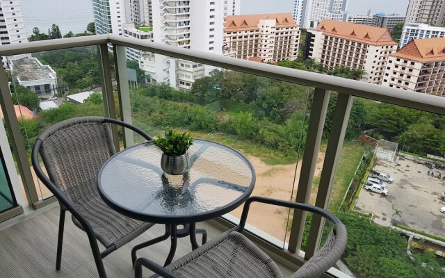 Riviera 1BR Sea View B1702