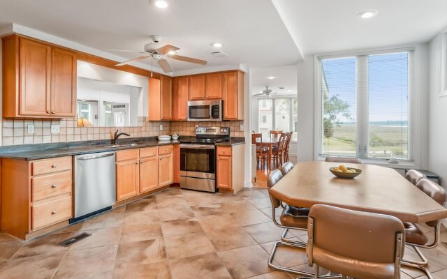 Spacious 4 Bed, 3 Bath Home in Prime Location w/ Breathtaking Marsh Views