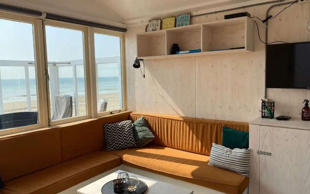 Holiday Home in Dishoek by the Beach