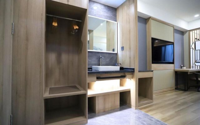 VX Hotel Jiangsu Taizhou Xinghua RT-Mart