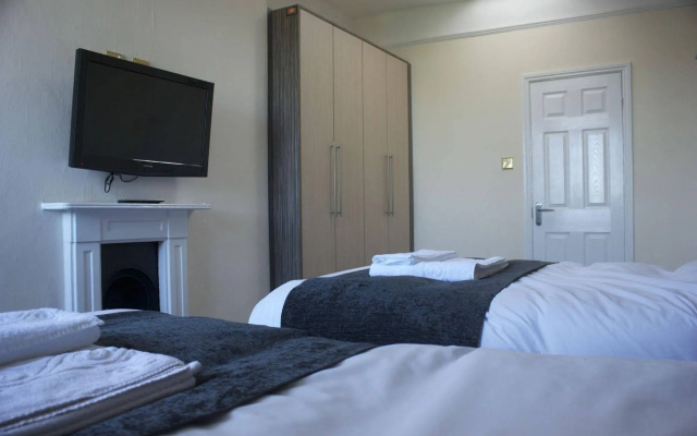 Rooms on The Prom