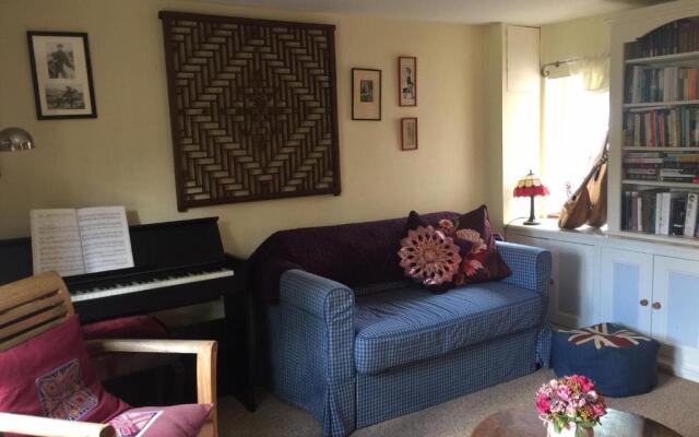 Lous B&B